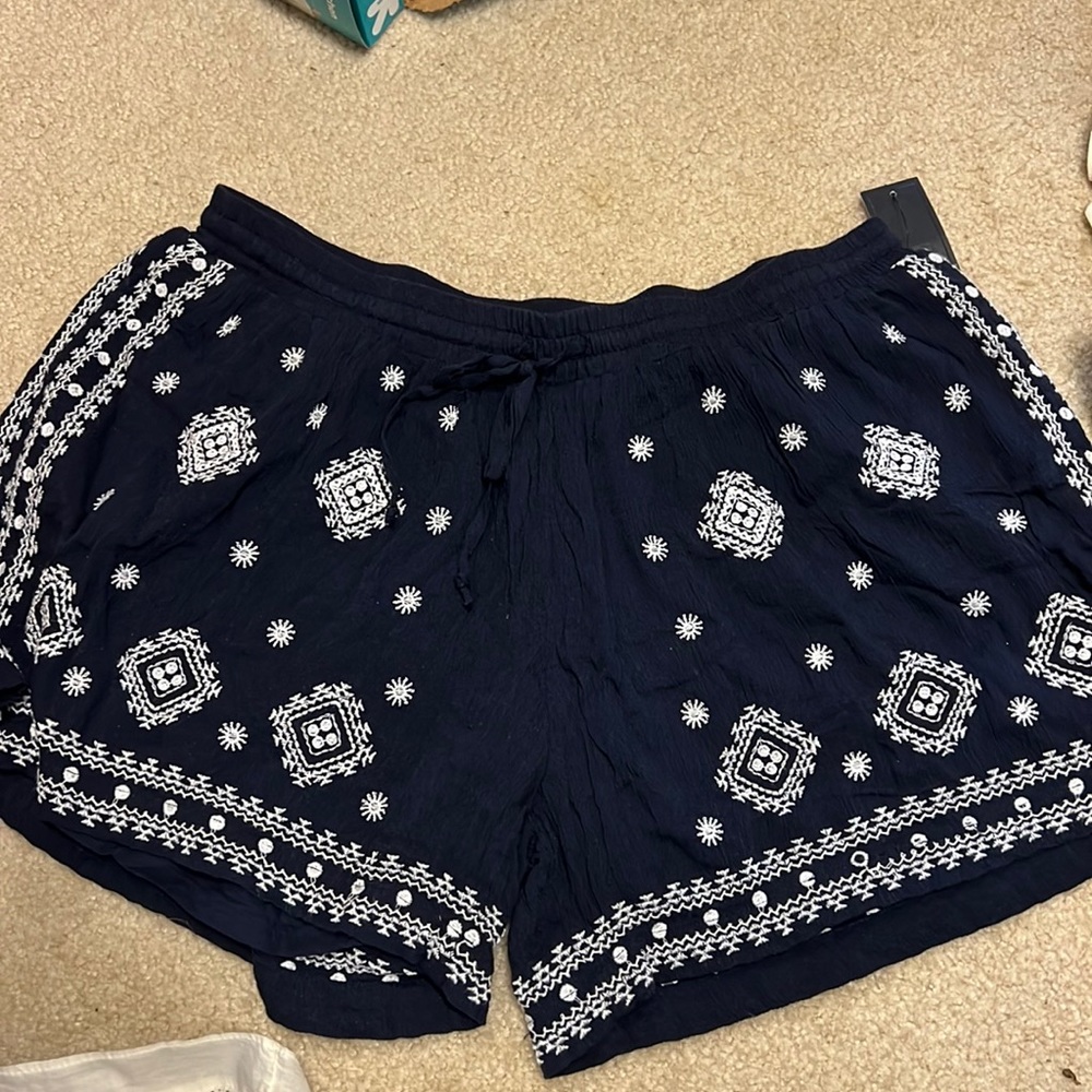 Shorts- PETITE LENGTH